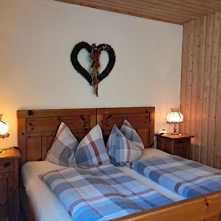 Mitschighof - Apartments Und Pension - Heidis-Welt, Mitschig Hermagor-Pressegger See Exterior foto