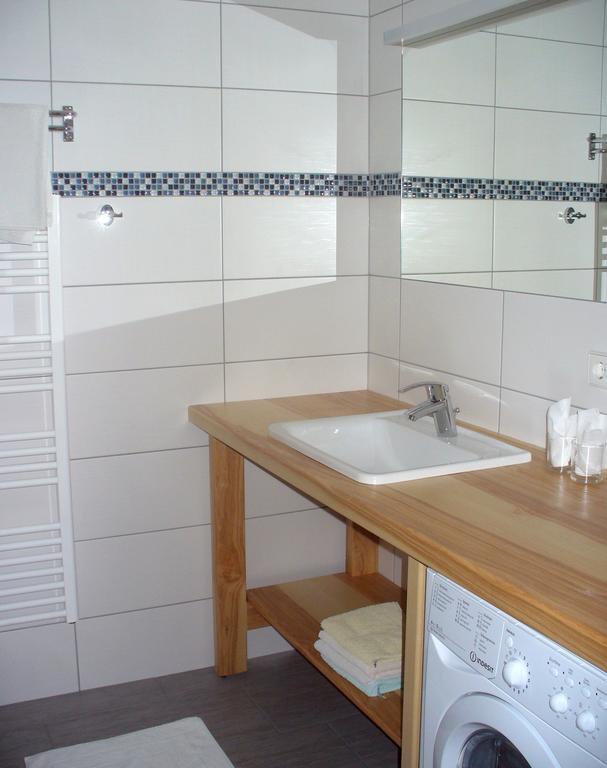 Mitschighof - Apartments Und Pension - Heidis-Welt, Mitschig Hermagor-Pressegger See Habitación foto