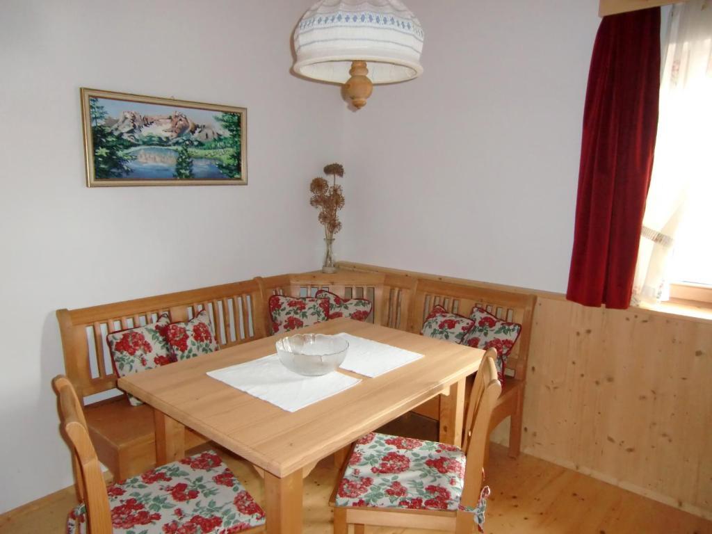 Mitschighof - Apartments Und Pension - Heidis-Welt, Mitschig Hermagor-Pressegger See Habitación foto
